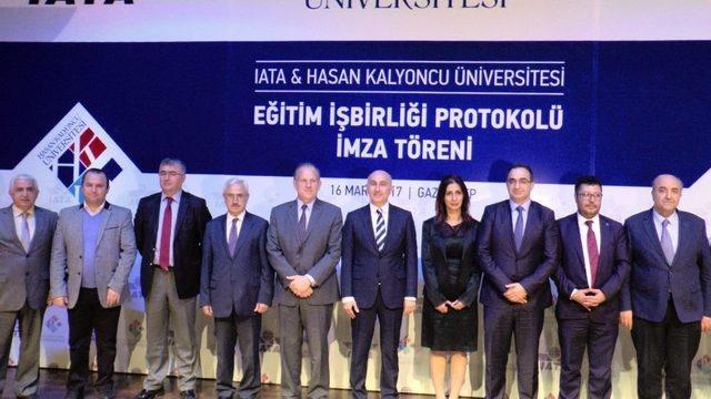 Hasan Kalyoncu Üniversitesi 10 Bin Havacıyı Eğitecek