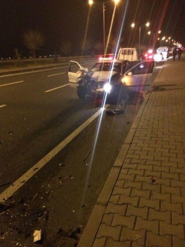 Ters Yöne Girdi, Kaza Yapınca Kaçtı 2