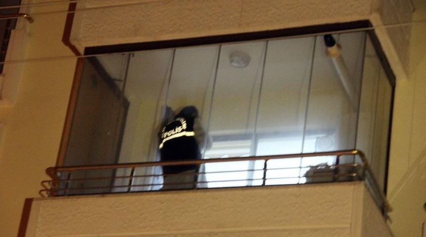 Bolu&rsquo;da Bir &Ouml;ğretmen Kendini Asarak İntihar Etti