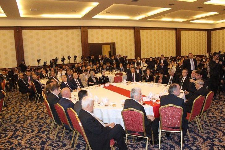 Ekonomi Bakanı Nihat Zeybecki: “ab İle Ekonomik İlişkileri Bozup Terör Örgütlerini Sevindirecek Değiliz” G4