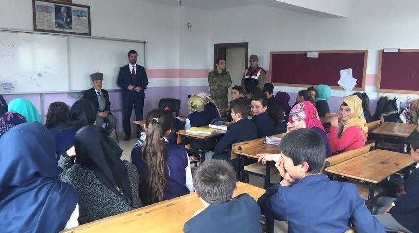 "bir Hilal Uğruna" S&ouml;yleşisi