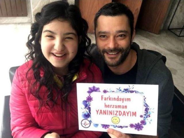 'yaşam Boyu Onur Ödülü' Alan Hülya Koçyiğit, ‘Özel Öğrencilerin’ Selfie Projesinde