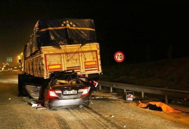 Otomobil Tır'ın Altına Girdi: 1 Ölü, 6 Yaralı