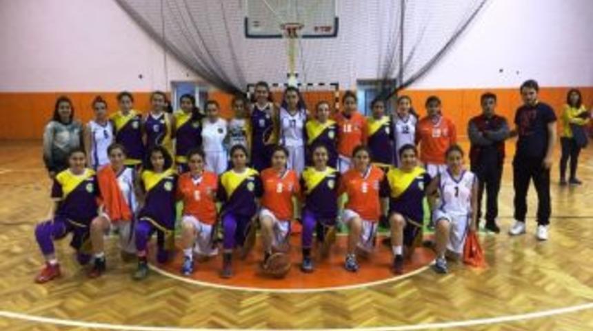 Bağlar&rsquo;ın Kadın Basketbol Takımı Anadolu Şampiyonasına Katılacak