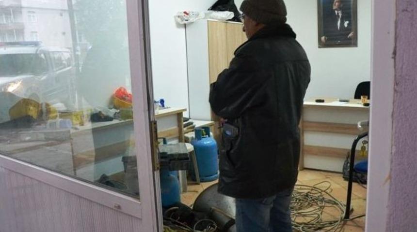 İşyerinden Kaynak Makinesi &Ccedil;alındı