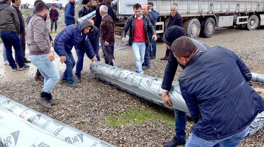 Batman&rsquo;da &Ccedil;ift&ccedil;ilere Sera Naylonu Dağıtıldı