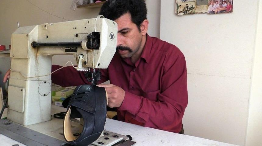 Konyalı Ayakkabı &Uuml;reticisinden Şeker Hastaları İ&ccedil;in Ayakkabı