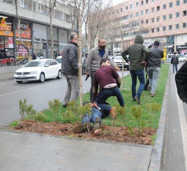 Gaziantep'te Silahlı Kavga: 2 Yaralı, 3 Gözaltı