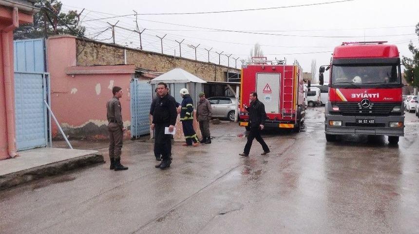 Cezaevindeki Yangın İhbarı Tatbikat &Ccedil;ıktı