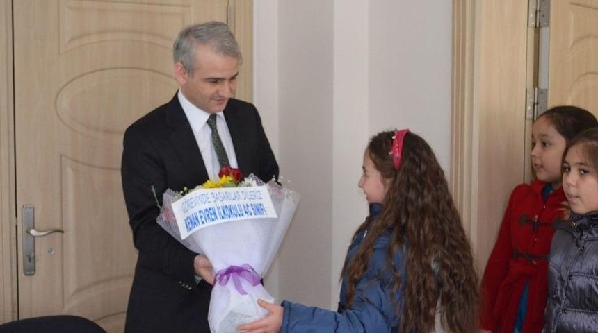 Merkezi Y&ouml;netimler Dersi Kaymakam G&uuml;ven&rsquo;den