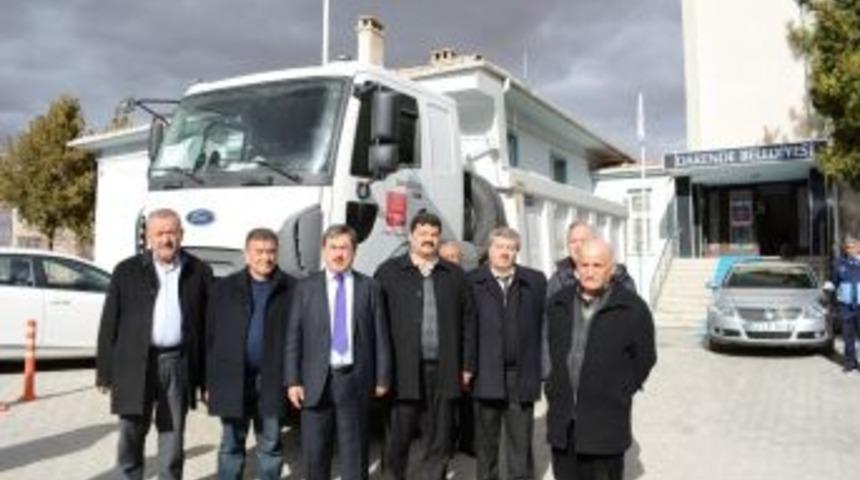 T&uuml;rkiye Belediyeler Birliği Darende Belediyesine Kamyon Hediye Etti