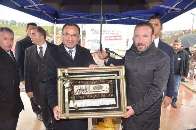 Bakan Bozdağ, 8 Milyon Tl Değerindeki Deprem Müzesinin Temelini Attı