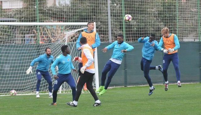 Alanyaspor, Bursaspor Maçı Hazırlıklarını Sürdürdü