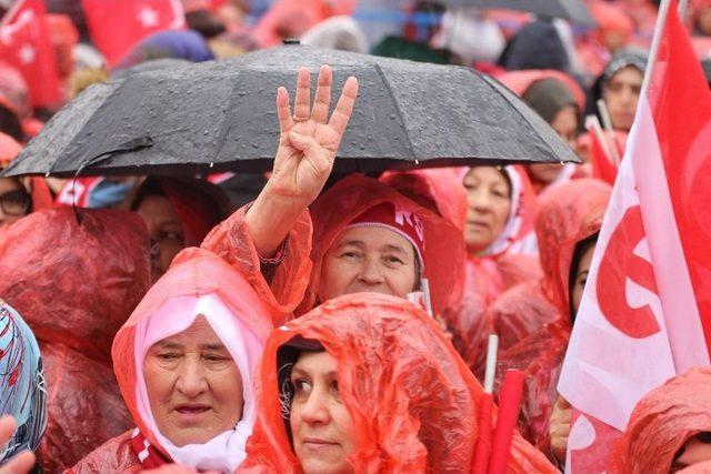 Eskişehirli Kadınların Erdoğan Sevgisi