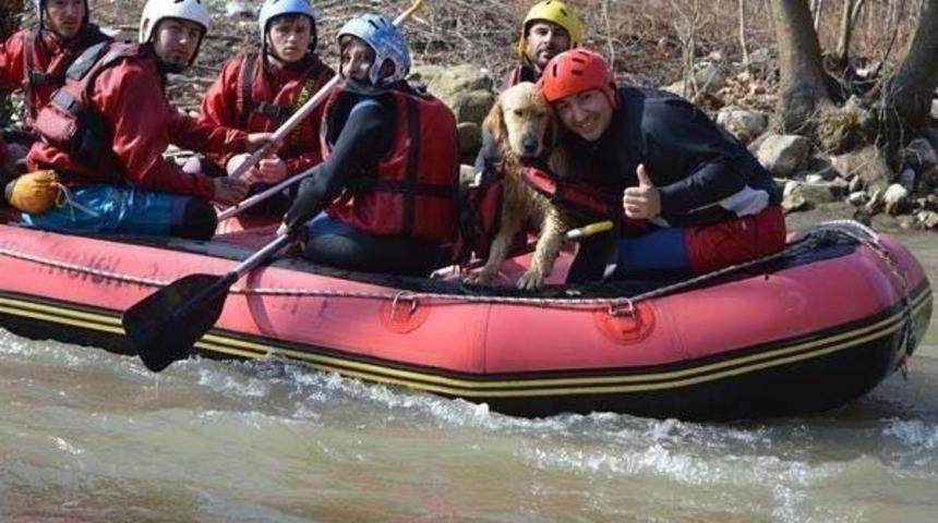 Rafting Keyfine Davetsiz Misafir