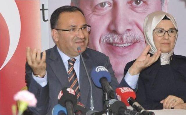 Bakan Bozdağ: Hollanda Başbakanı'nın Yaptığı Esasında Bir Çocukluk