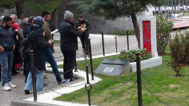 15 Temmuz Şehitlerinin Yakınları Çanakkale Şehitliği’nde