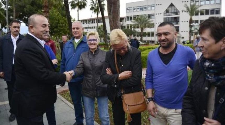 Bakan &Ccedil;avuşoğlu Alanya'daki Hollandalılarla Buluştu