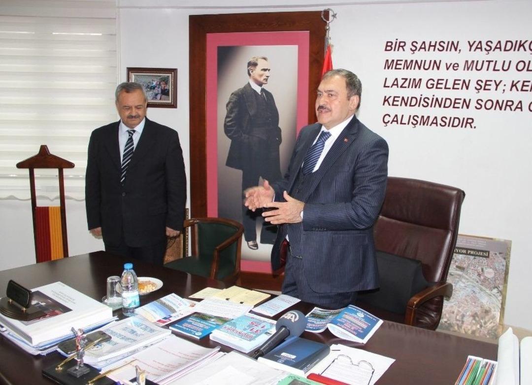 Bakan Eroğlu: "bir H&uuml;k&uuml;metin &Ouml;mr&uuml; 16 Ay"