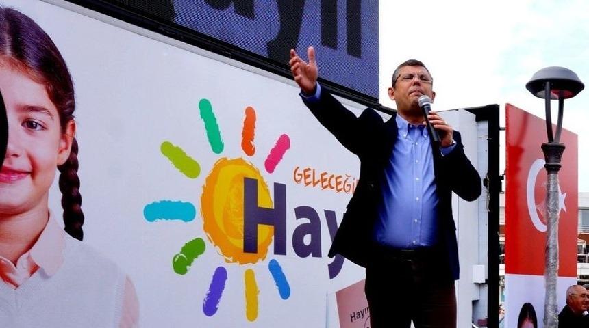 &Ouml;zg&uuml;r &Ouml;zel Sarıg&ouml;l&rsquo;de Konuştu