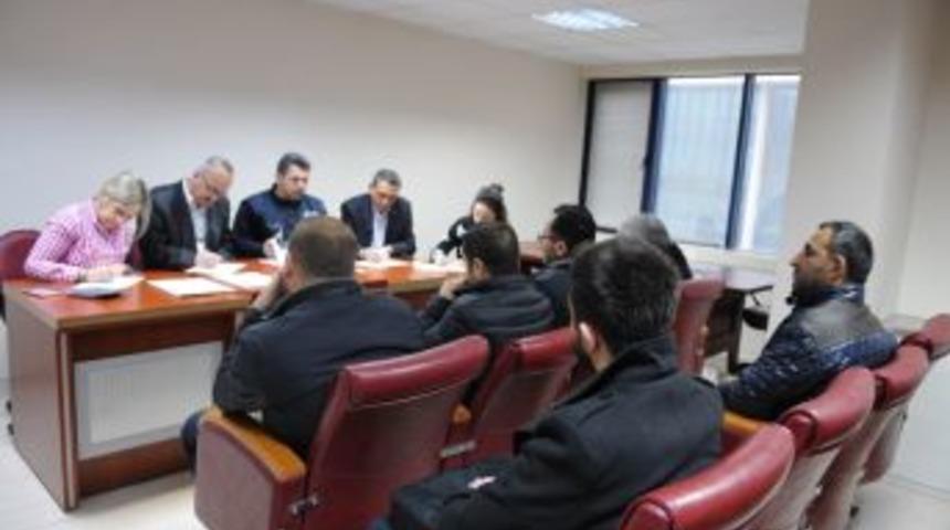 İzmit’te Asfalt Yapım İhalesine 3 Firma Katıldı