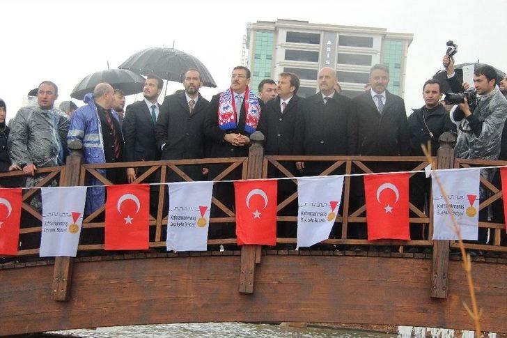 Bakan Tüfenkci: "16 Nisan’da Korkusuzca ’evet’ Deyip Hep Beraber Cevabını Hem Hollanda’ya Hem Almanya’ya Hem De Hayırcılara Vereceğiz" G3