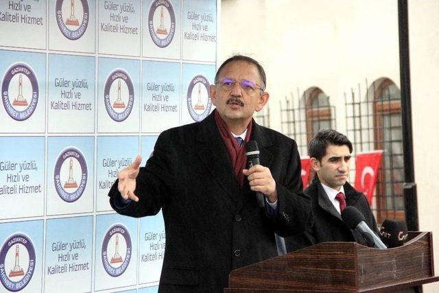 Bakan Özhaseki, Gaziantep’te Yazıcık Konutlarının Açılışını Yaptı