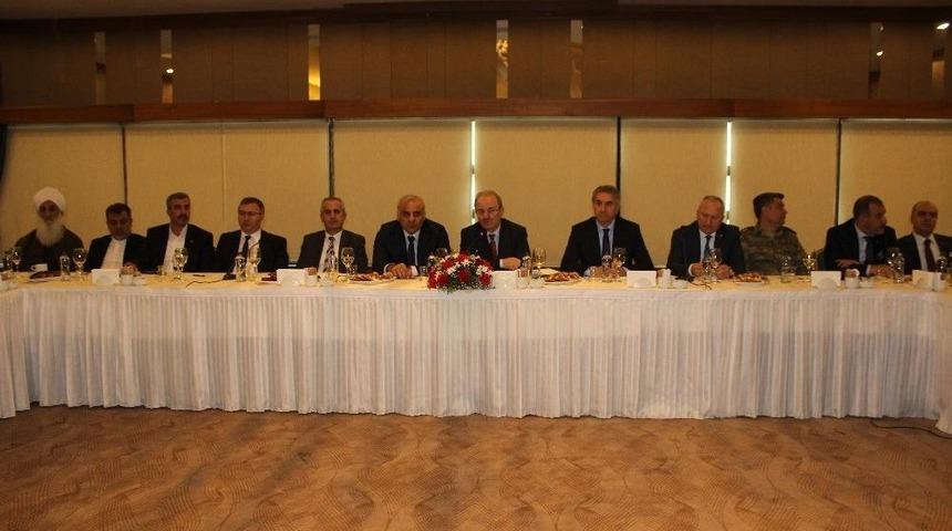 İ&ccedil;işleri Bakan Yardımcısı &Ouml;zt&uuml;rk: &ldquo;2017 Yılı Ter&ouml;r &Ouml;rg&uuml;tlerinin Sonu Olacak"