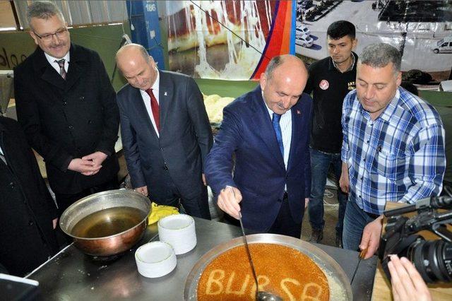 Müezzinoğlu, Vatandaşlardan Sigarayı Bırakmaları İçin Yazılı Belge Aldı