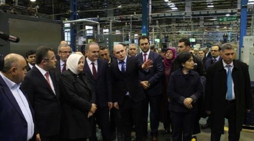 Bakan &Ouml;zl&uuml;: Sadece Bir Maddesi Bile 'evet' Demek I&ccedil;in Yeterli