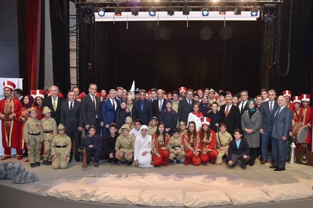 Altındağlı Gen&ccedil;ler 18 Mart &Ccedil;anakkale Zaferi&rsquo;ni Andı