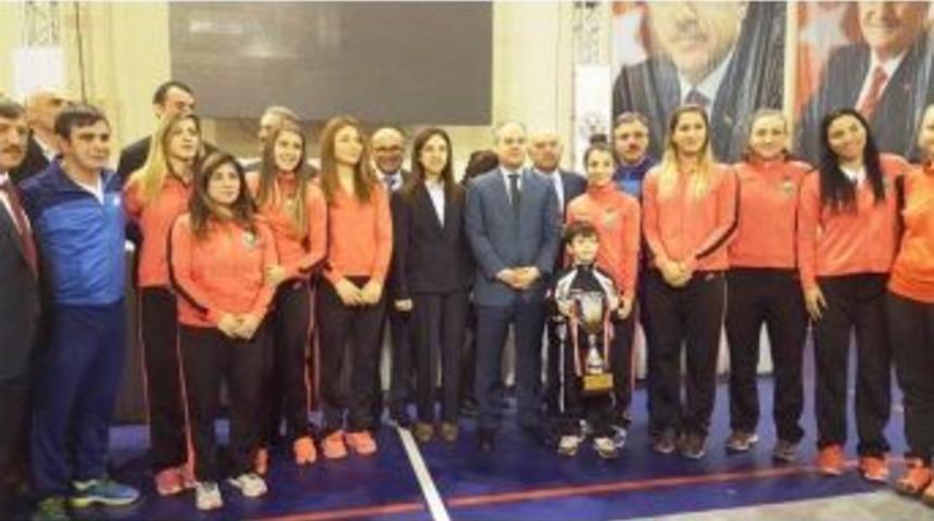 Altınovalı Sporcular Milli Takımda