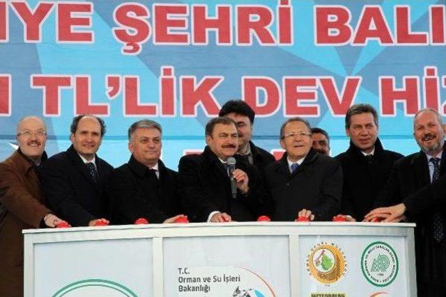 Bakan Eroğlu, Balıkesir'in Ilçelerinde (3)