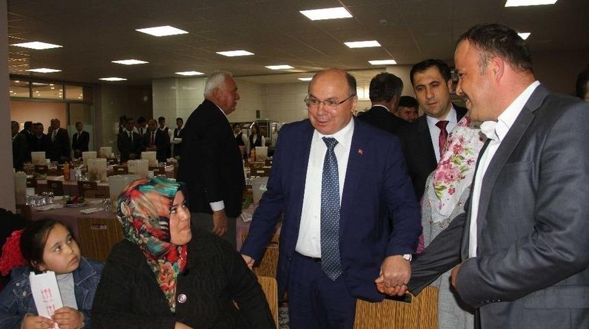 Fethiye&rsquo;de Şehit Aileleri Ve Gaziler Bir Araya Geldi