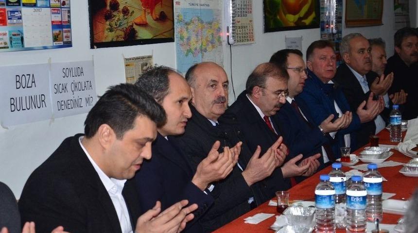 Bakan M&uuml;ezzinoğu: "15 Temmuz&rsquo;da G&ouml;rd&uuml;k Ki Bu Millet &Ccedil;anakkale Ruhunu Yaşatmaya Hazır"