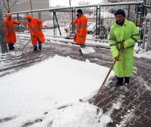 Kayseri’De Etkili Kar Yağışı