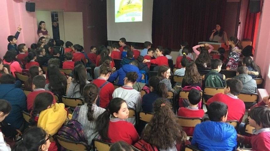 &Ouml;ğrencilere &rsquo;g&uuml;venilir Gıda Ve Sağlıklı Beslenme&rsquo; Eğitimi