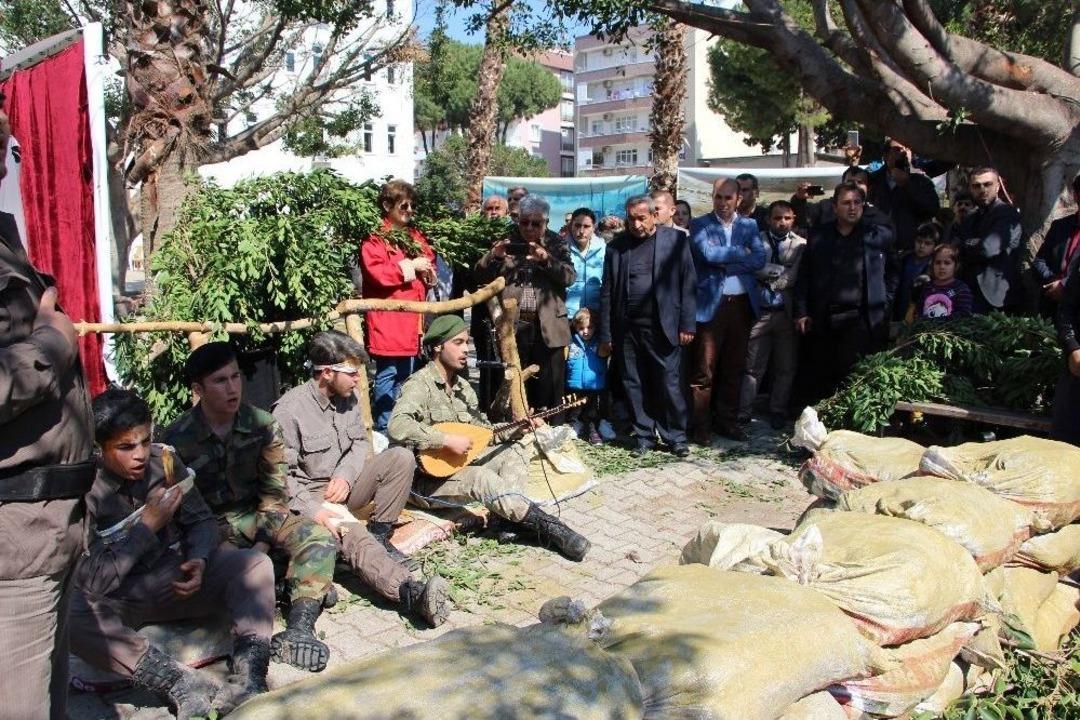 Lise &Ouml;ğrencileri, 18 Mart Şehitler G&uuml;n&uuml;n&uuml; Canlandırıldı