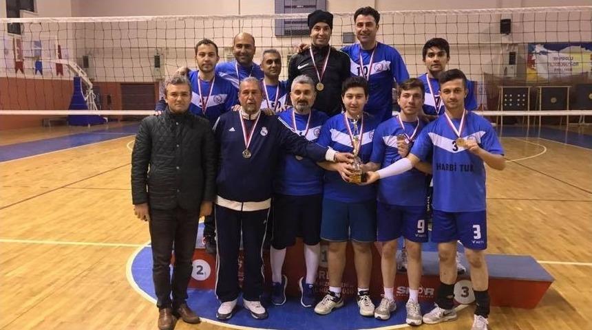 Fatsa&rsquo;da Turnuvanın Şampiyonu Merkez Ortaokulu