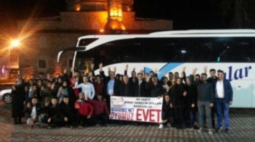 Ak Gençlik Çanakkale Yolunda