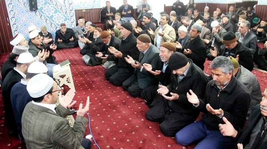 Yavuzeli&rsquo;nde 18 Mart &Ccedil;anakkale Zaferi Ve Şehitler İ&ccedil;in Mevlit Okutuldu