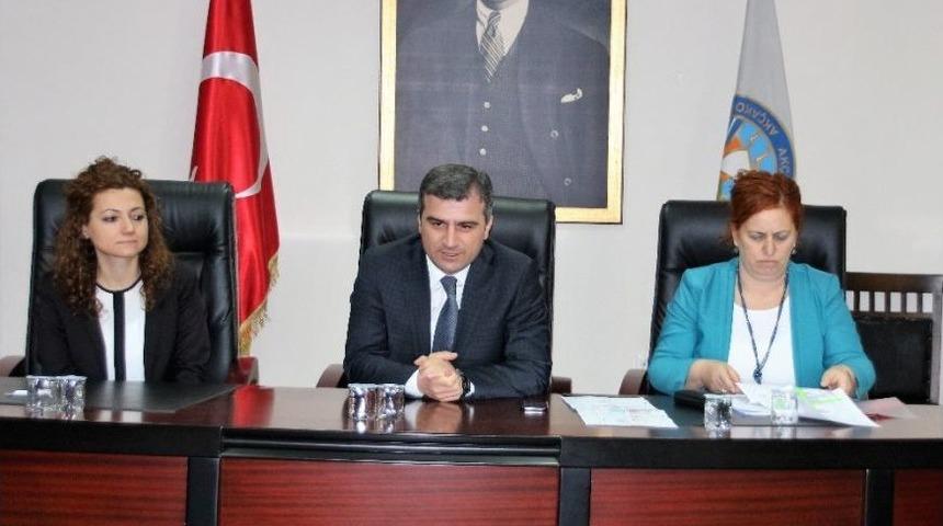 Sokak Sağlıklaştırması &Ccedil;alışmaları İ&ccedil;in Hak Sahipleriyle Bir Araya Gelindi