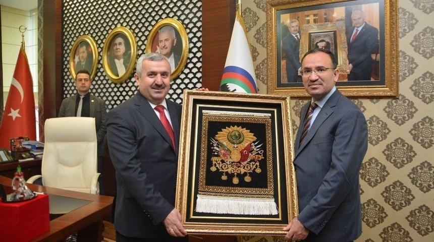 Bakan Bozdağ&rsquo;dan K&ouml;rfez Belediyesine Ziyaret