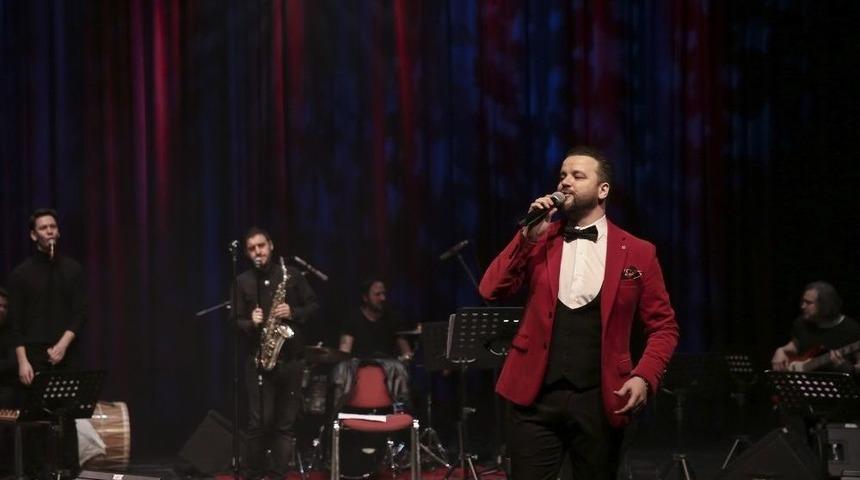 K&uuml;&ccedil;&uuml;k&ccedil;ekmece&rsquo;de Rumeli R&uuml;zgarı Esti