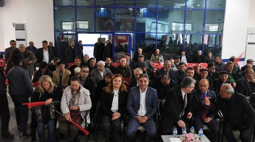 Chp&rsquo;li Vekiller Sandıklı&rsquo;da Partilileri İle Buluştu