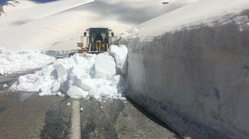 Van’da 14 Mahalle Yolu Kapalı