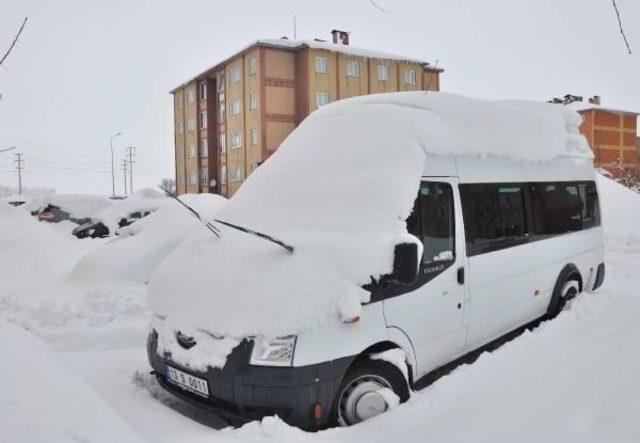 Bitlis’Te 90 Köy Yolu Kardan Kapandı