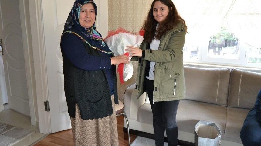Edirne Valiliği, Şehit Ailelerini Unutmadı