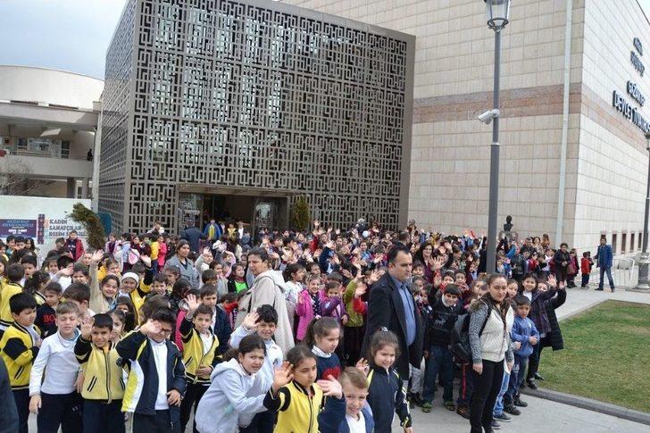 Büyükşehir 5232 Çocuğu Tiyatroda Buluşturdu G1