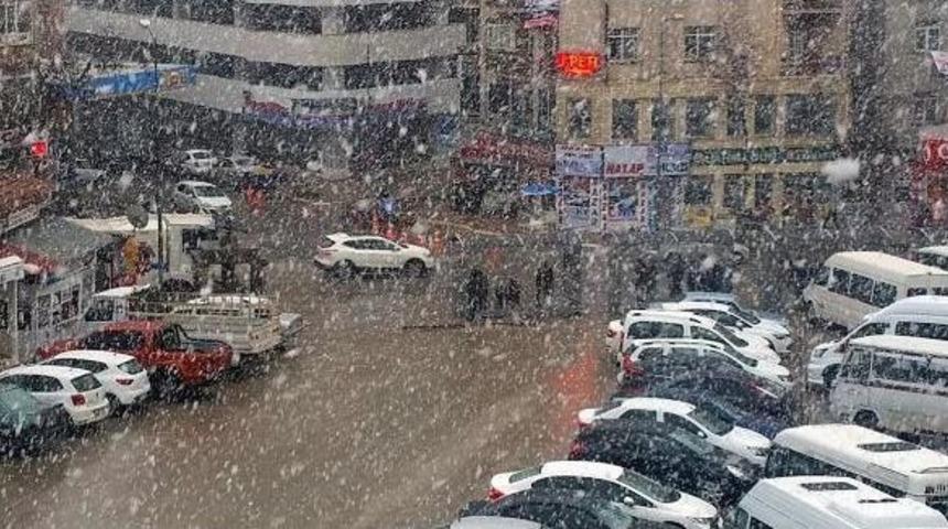 Elazığ'da Yoğun Kar Yağışı
